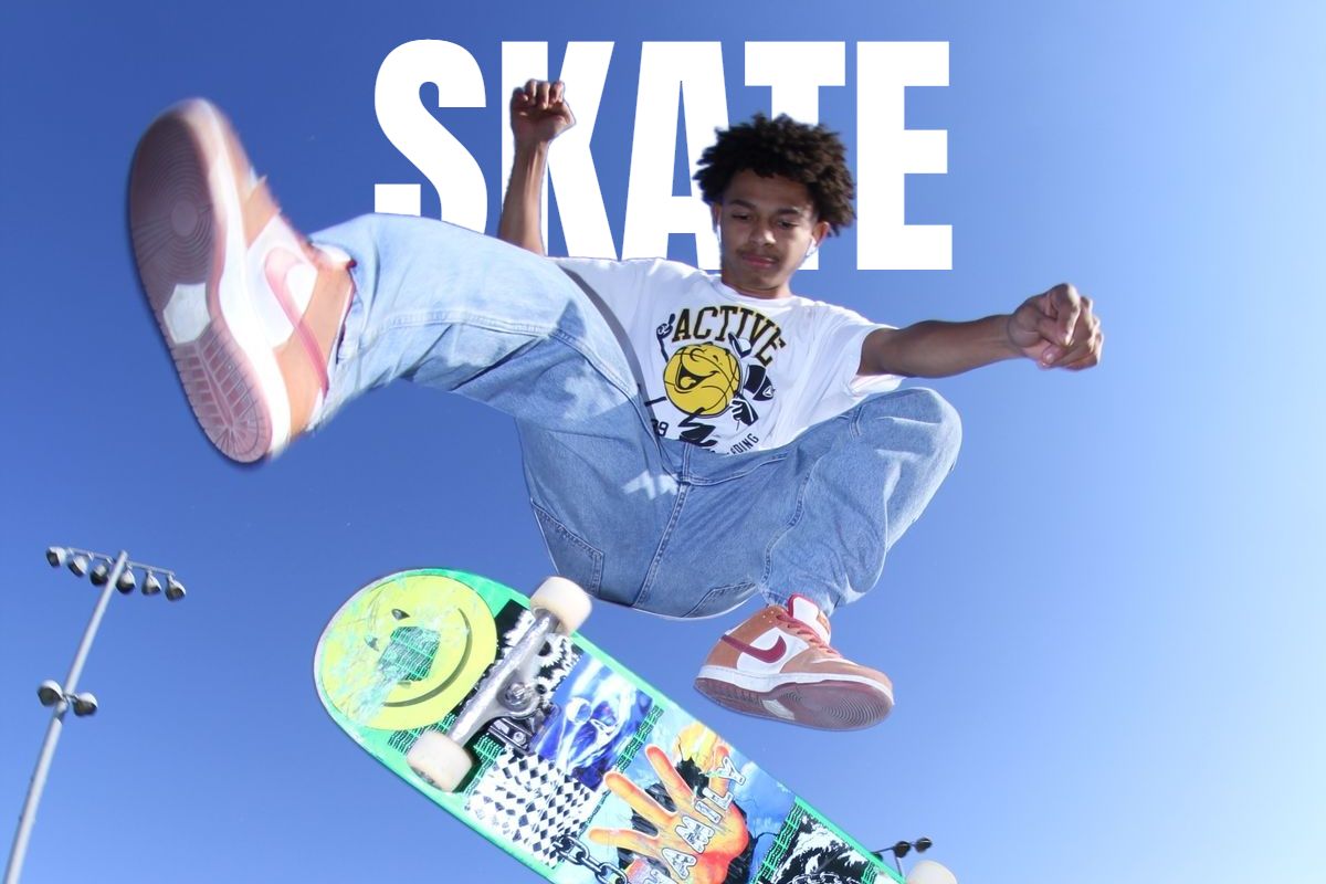 مثال على النتيجة: كلمة SKATE تمرّ خلف الشخص