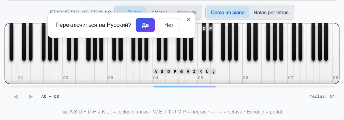 Teclado de piano con letras sobre las teclas y el selector de distribución